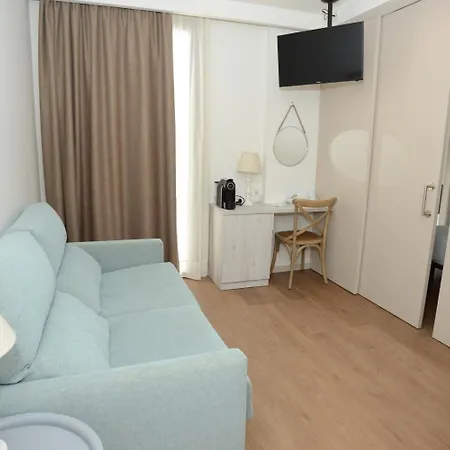Centre Hotel