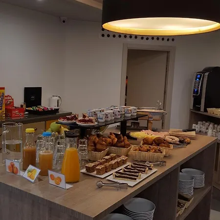 Centre Hotell