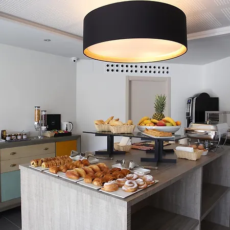 Centre Hotell