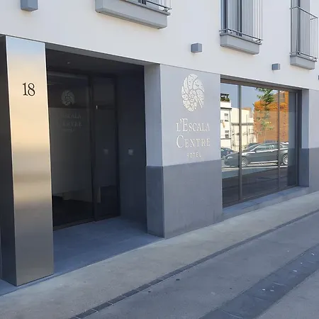 Centre Hotel 2*