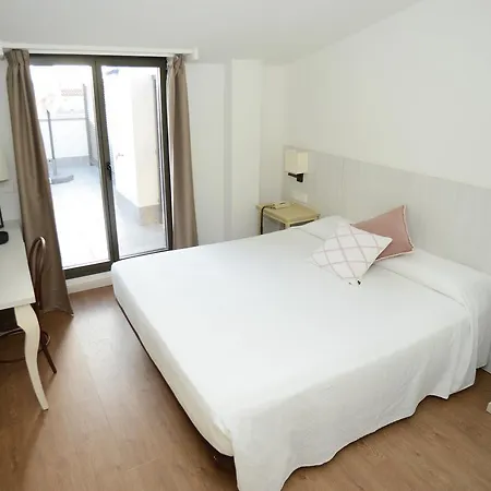 Centre 2* L' Escala