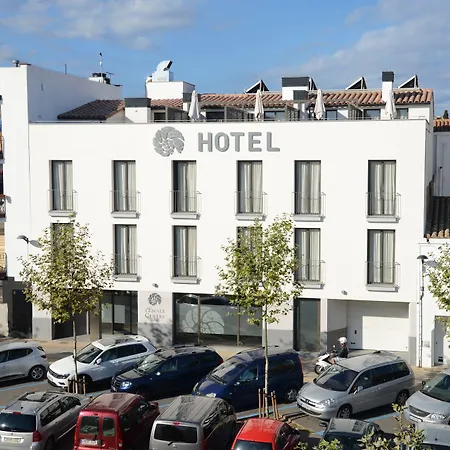 Centre Hotel 2*