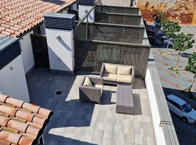 Centre 2*