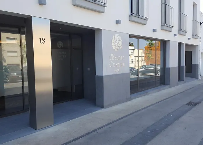 Centre Hotel 2*